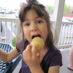 20100501_ice_cream_carrie.jpg
