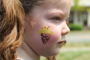 Anna went for lemon ice cream and patriotic sprinkles.
